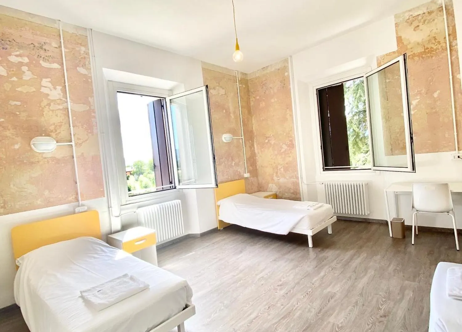 Bribano Hostel & Bike Sharing-Workers And Tourists Hospitality Sedico 0*,  Italy